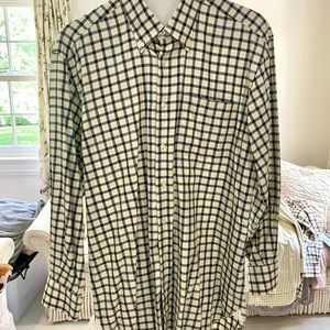 Men’s Peter Millar button down